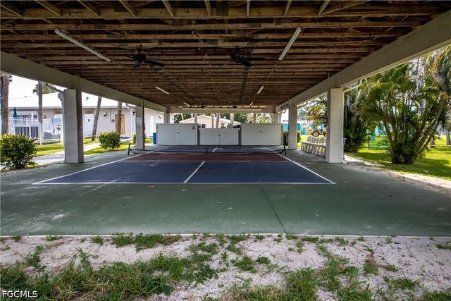 229 Shrub LN N, North Fort Myers, FL 33917