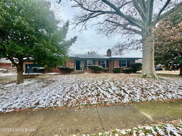 4000 White Plains Ct, Louisville, KY 40218