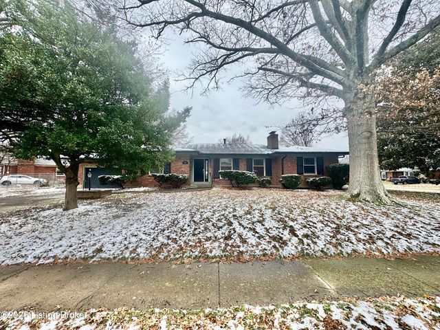 4000 White Plains Ct, Louisville, KY 40218