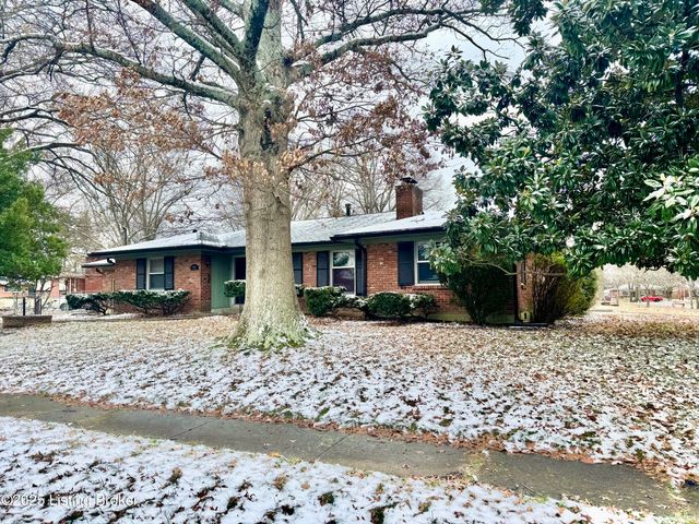 4000 White Plains Ct, Louisville, KY 40218