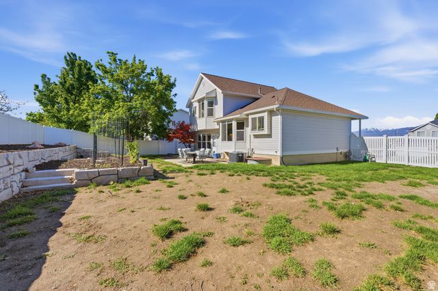 11189 S OHENRY RD, Sandy, UT 84070