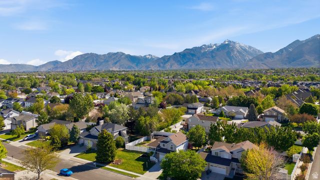 11189 S OHENRY RD, Sandy, UT 84070
