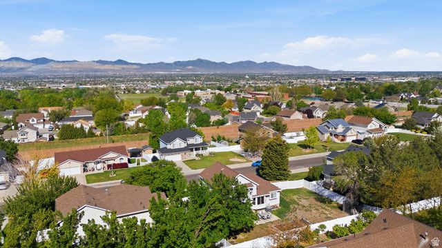 11189 S OHENRY RD, Sandy, UT 84070