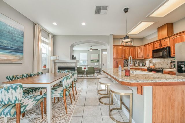 1691 N Monaco, Clovis, CA 93619