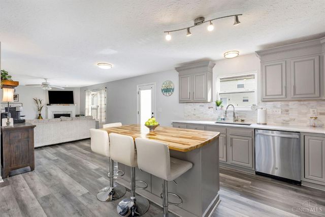 6046 Driftwood Court, Maineville, OH 45039