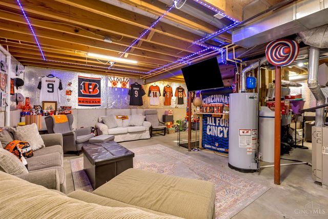 6046 Driftwood Court, Maineville, OH 45039