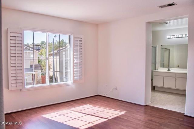 528 Yarrow Drive, Simi Valley, CA 93065