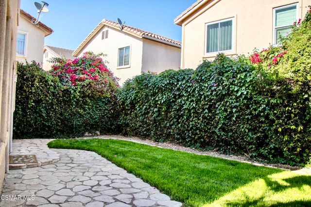 528 Yarrow Drive, Simi Valley, CA 93065