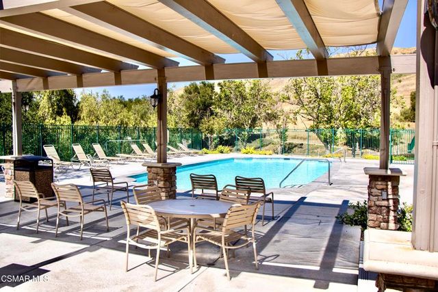 528 Yarrow Drive, Simi Valley, CA 93065