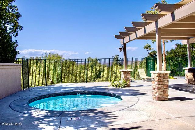 528 Yarrow Drive, Simi Valley, CA 93065