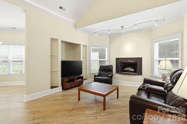 836 Creek Bluff Road 8, Rock Hill, SC 29732