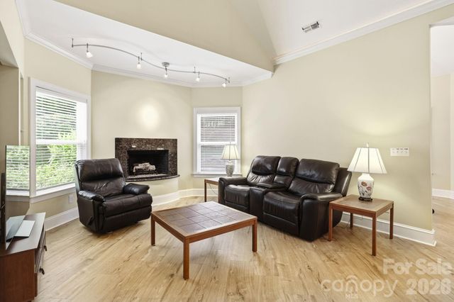 836 Creek Bluff Road 8, Rock Hill, SC 29732