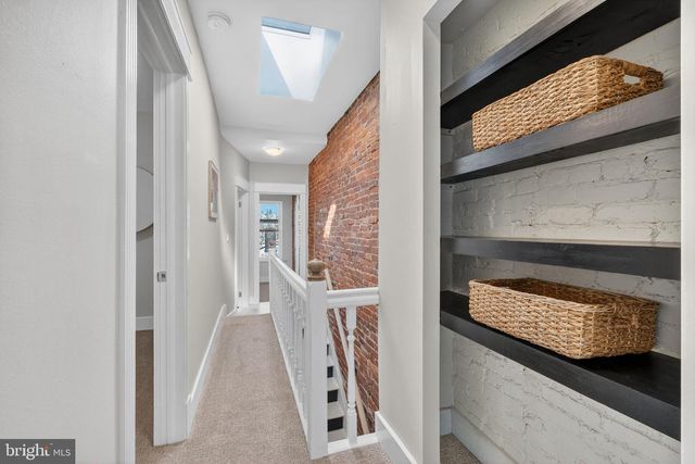 654 ACKER PL NE, Washington, DC 20002