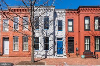 654 ACKER PL NE, Washington, DC 20002