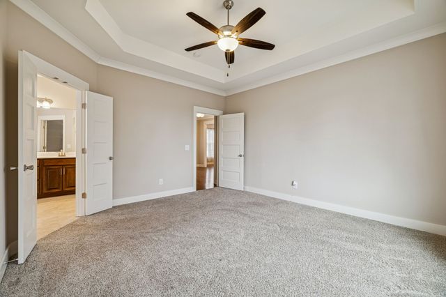 244 Crooked Creek Ln, Hendersonville, TN 37075