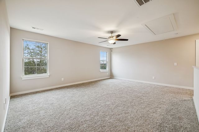 244 Crooked Creek Ln, Hendersonville, TN 37075