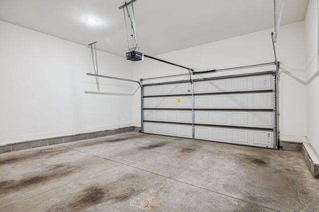 244 Crooked Creek Ln, Hendersonville, TN 37075