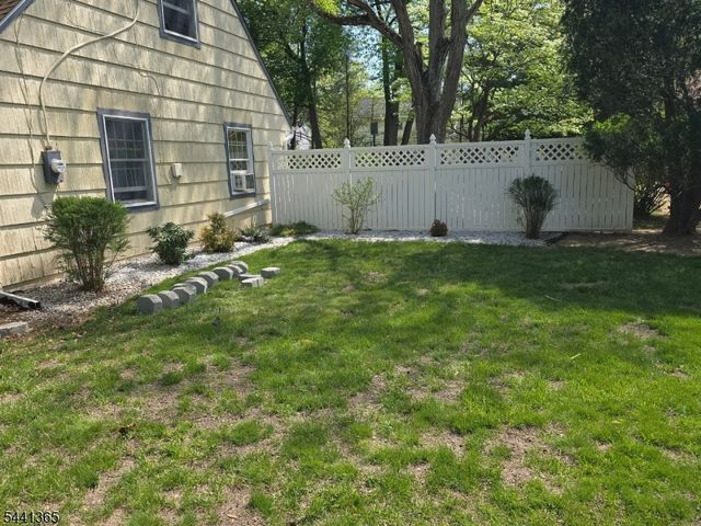 822 Mountain Ave, Bridgewater Twp., NJ 08805