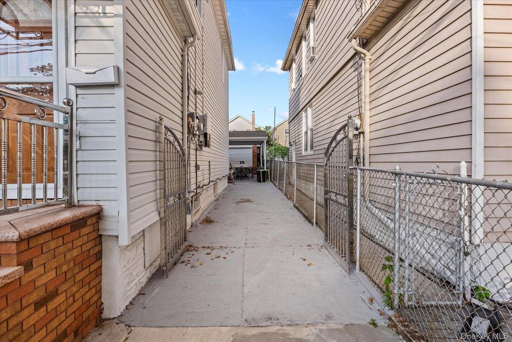 10723 86th Street, Ozone Park, NY 11417 — photo 3
