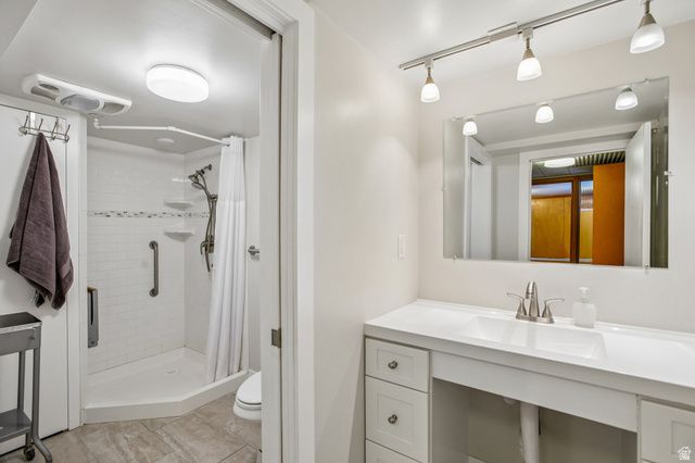 3600 S 2500 E, Salt Lake City, UT 84109
