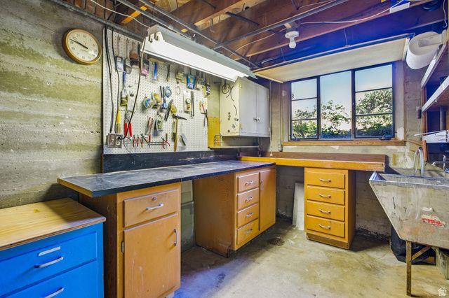 3600 S 2500 E, Salt Lake City, UT 84109