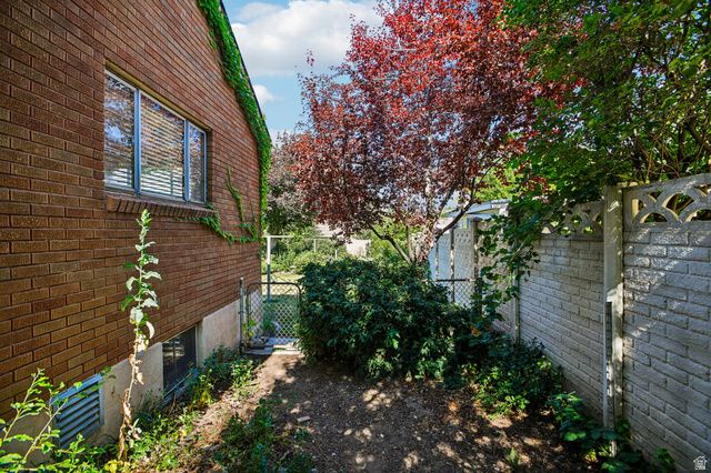3600 S 2500 E, Salt Lake City, UT 84109
