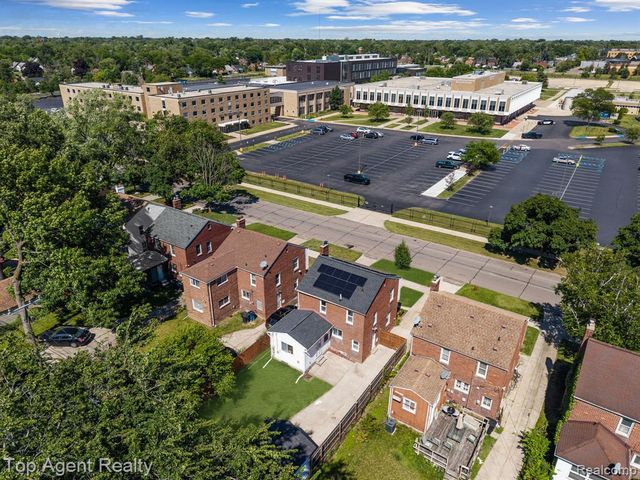 17585 Faust Avenue, Detroit, MI 48219