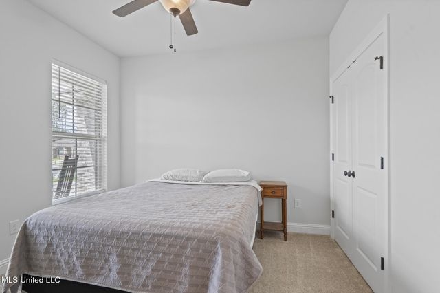 9355 Taylor Place, Ocean Springs, MS 39564
