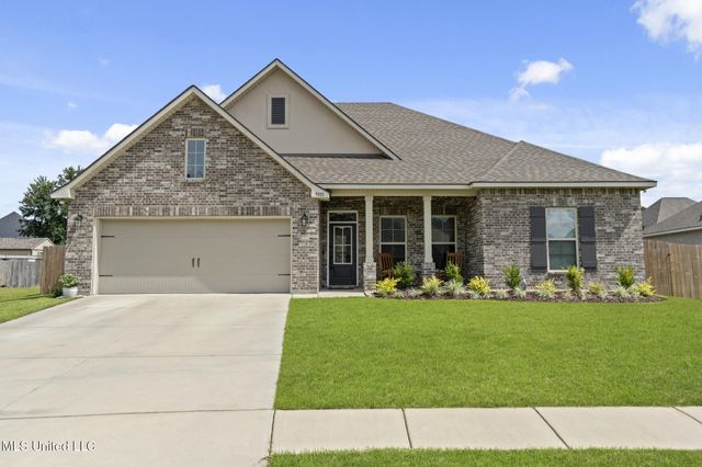 9355 Taylor Place, Ocean Springs, MS 39564