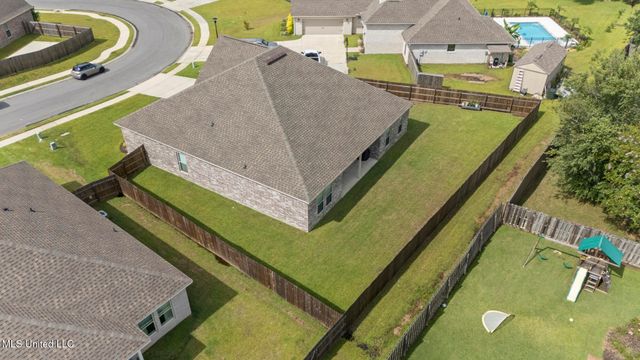 9355 Taylor Place, Ocean Springs, MS 39564