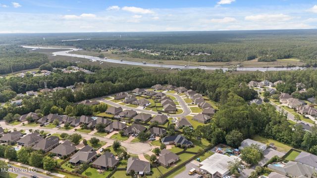 9355 Taylor Place, Ocean Springs, MS 39564
