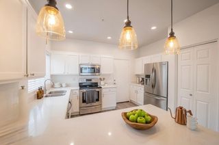 2801 N LITCHFIELD Road 54, Goodyear, AZ 85395