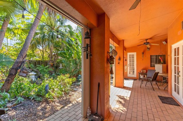 15012 SW 45th Ln, Miami, FL 33185