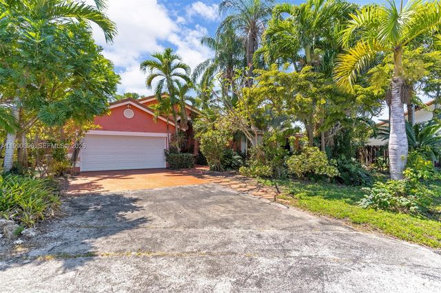 15012 SW 45th Ln, Miami, FL 33185