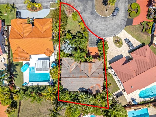 15012 SW 45th Ln, Miami, FL 33185