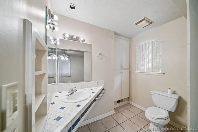 306 E 16th Street, Claremore, OK 74017