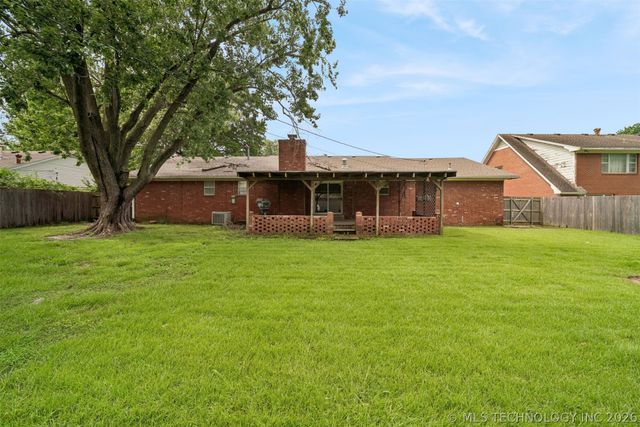 306 E 16th Street, Claremore, OK 74017
