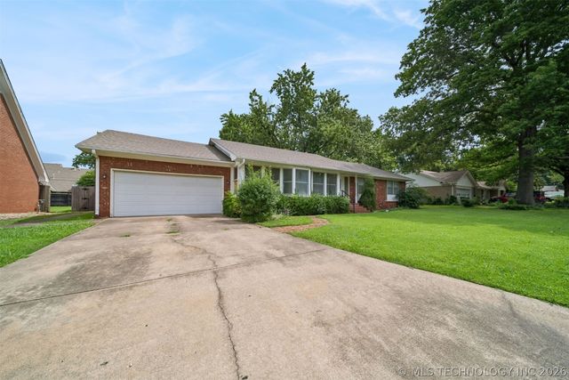 306 E 16th Street, Claremore, OK 74017
