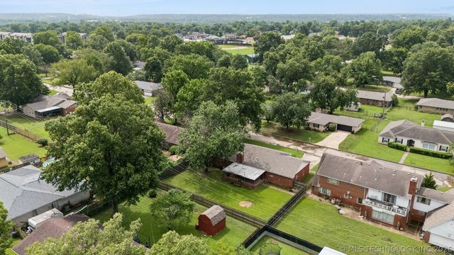 306 E 16th Street, Claremore, OK 74017