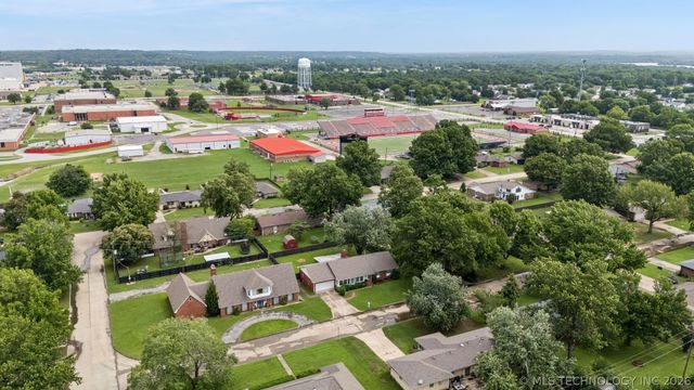 306 E 16th Street, Claremore, OK 74017