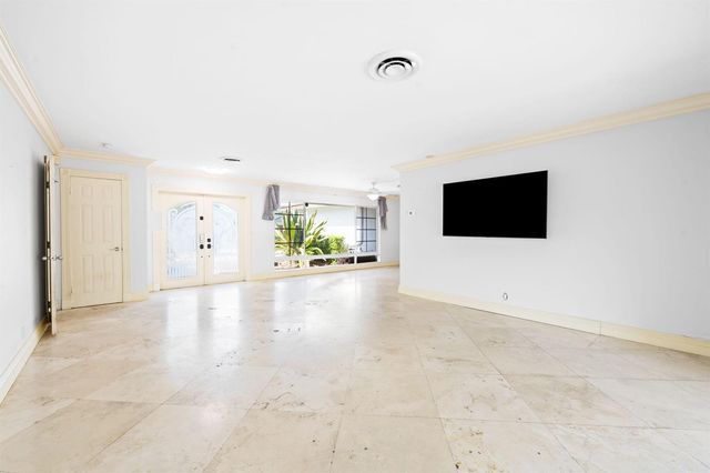 2011 NE 55TH Street, Fort Lauderdale, FL 33308