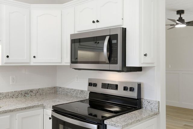 189 Scarlets Way, Bronston, KY 42518