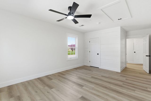 189 Scarlets Way, Bronston, KY 42518