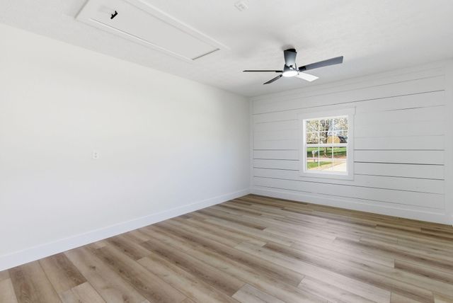 189 Scarlets Way, Bronston, KY 42518