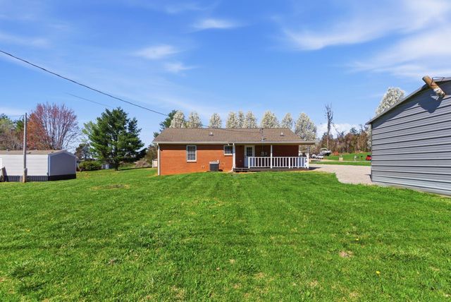 189 Scarlets Way, Bronston, KY 42518