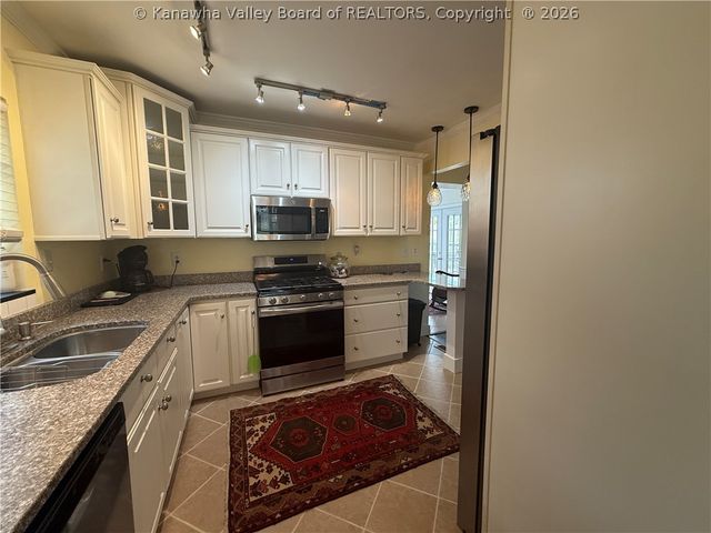 3707 Virginia Avenue Se, Charleston, WV 25304