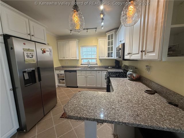 3707 Virginia Avenue Se, Charleston, WV 25304
