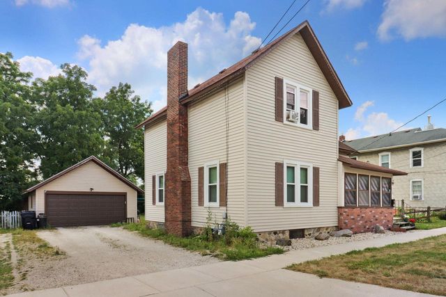213 E Centralia STREET, Elkhorn, WI 53121