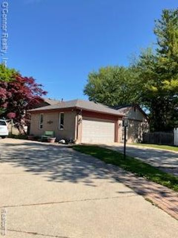 39480 Baroque Boulevard, Clinton Township, MI 48038