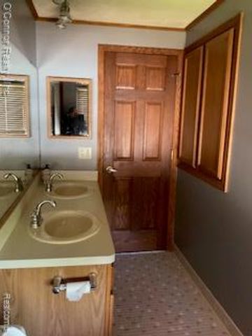 39480 Baroque Boulevard, Clinton Township, MI 48038